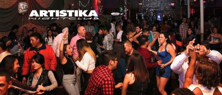 AlisonMcKane_danceclub_Artisika2