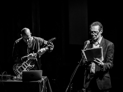 Elliott_Sharp_&amp;_Steve_Buscemi_by_Peter_Gannushkin-01