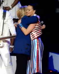 Opinions - Andrew Oliver. Celebrity Campaigning - slgckgc - Hillary Clinton with Katy Perry - 3.3.16 flickr.jpg