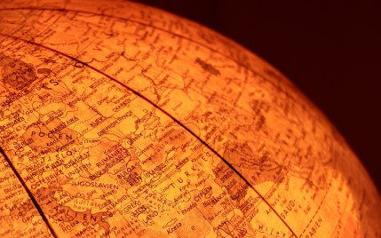 Opinions_ZackaryWiggins_HannaSorensson_An illuminated world_10.30.11_Flickr.jpg