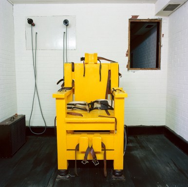 A&E%2FLucinda Devlin%2FTeresa Dale%2FLucinda Devlin, -Electric Chair, Holman Unit, Atmore, AL-, 1991, from the series -The Omega Suites-. Courtesy of the artist © Lucinda Devlin..jpg