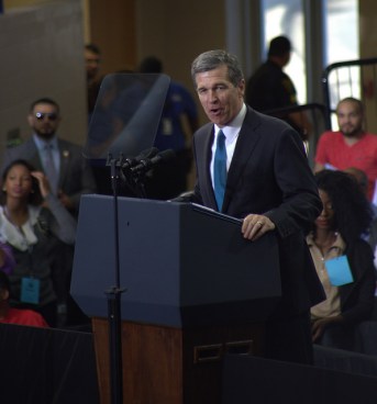 Sports_DanJohnson_HB2_JalexartisFlickr