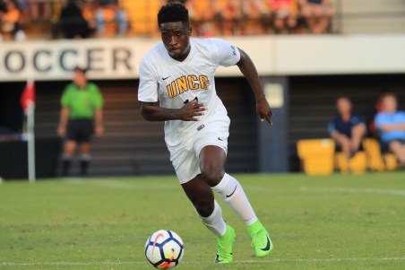 Sports_ChelseaMcBay_Soccer_CarlosMoralesUNCGAthletics