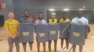 Sports_DouglasBurns_Basketball_DouglasBurns