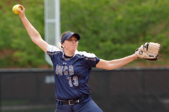 NCAA SOFTBALL:  APR 22 Chattanooga at UNC Greensboro